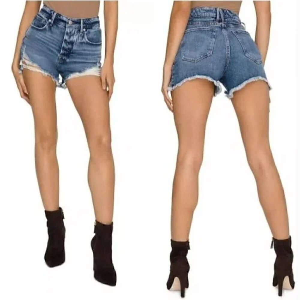 Good American Bombshell Jean Shorts Size 4/27 Blue 153 Button Fly Denim Frayed